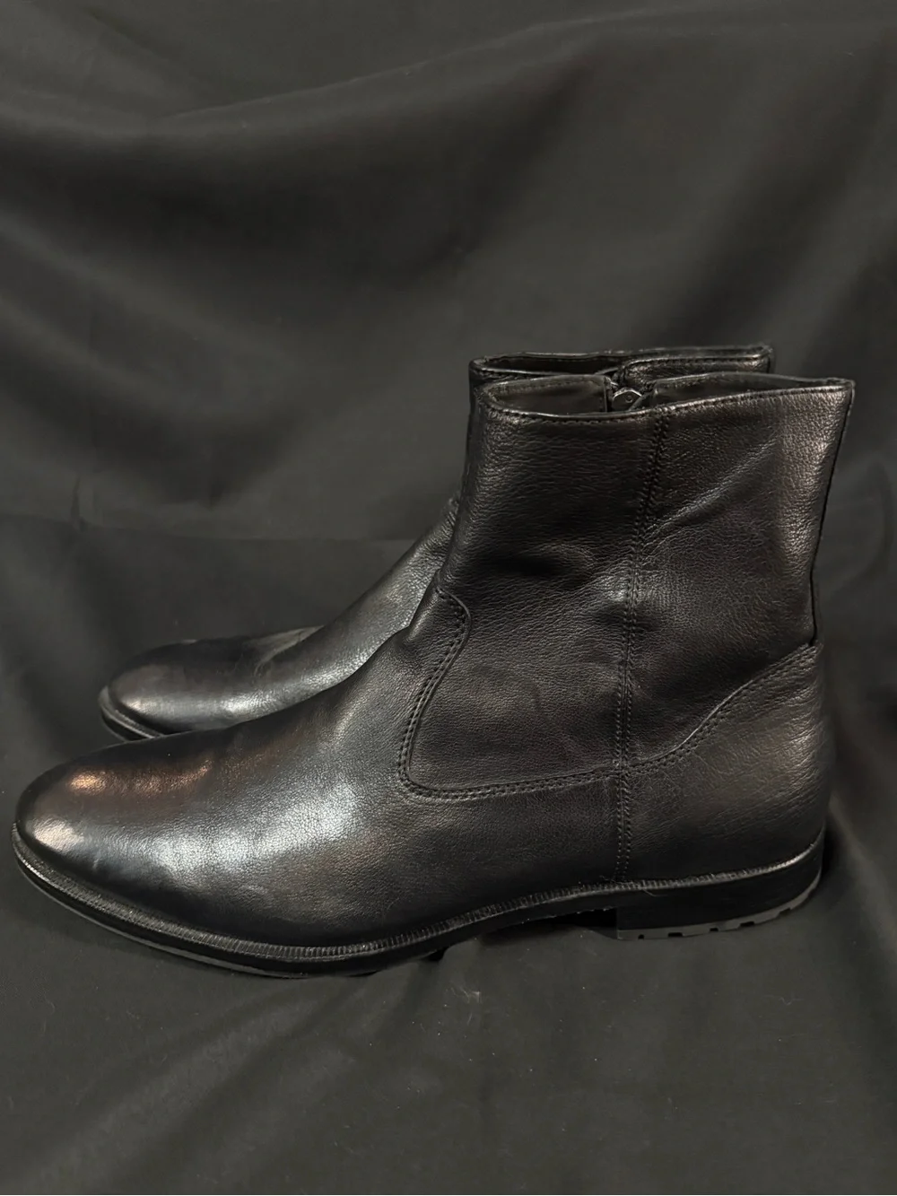 Gordon Rush Men's Black Leather Zip Ankle Boots (size 11)